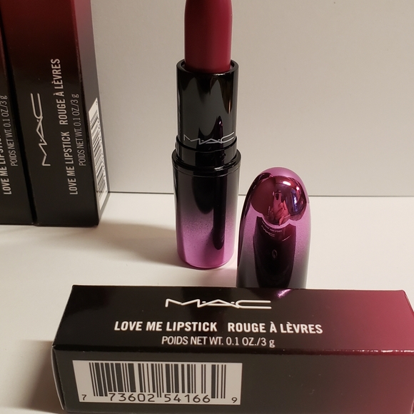 MAC Love Me Lipstick *MON COEUR* - Picture 4 of 6